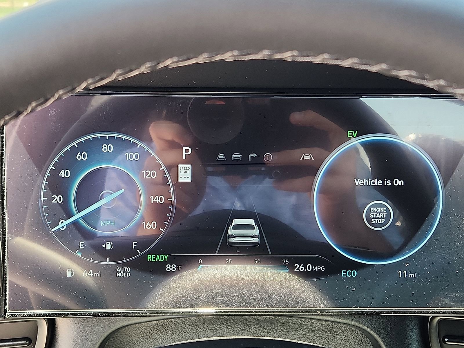 New 2025 Hyundai Elantra SEL image 13