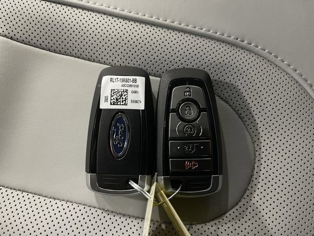 New 2026 Ford Expedition Platinum w/ Platinum Ultimate Package AWD/4WD image 35