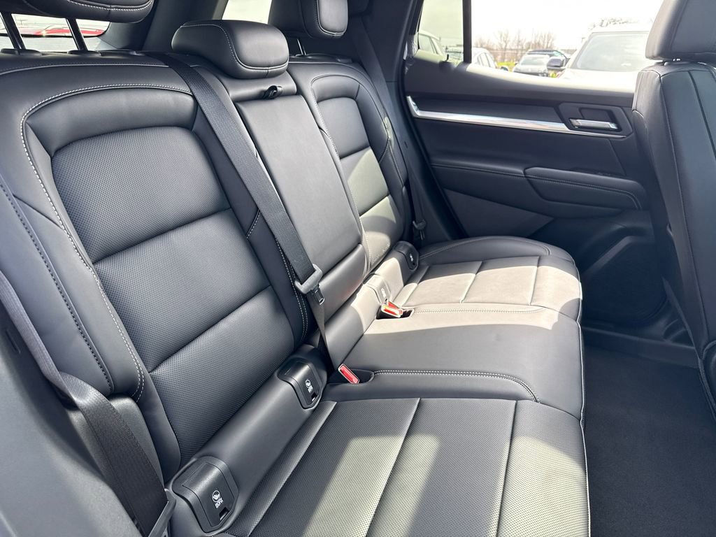 New 2026 GMC Terrain Elevation w/ Elevation Premium Package AWD/4WD image 38