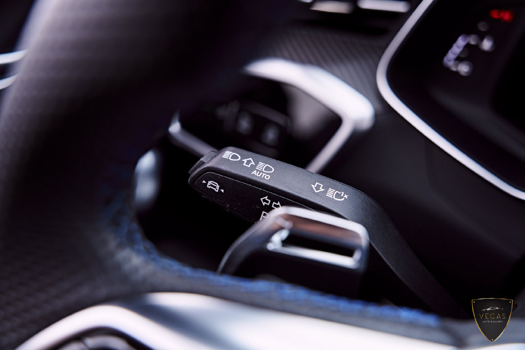 Used 2025 Audi RS 7 Performance AWD/4WD image 75