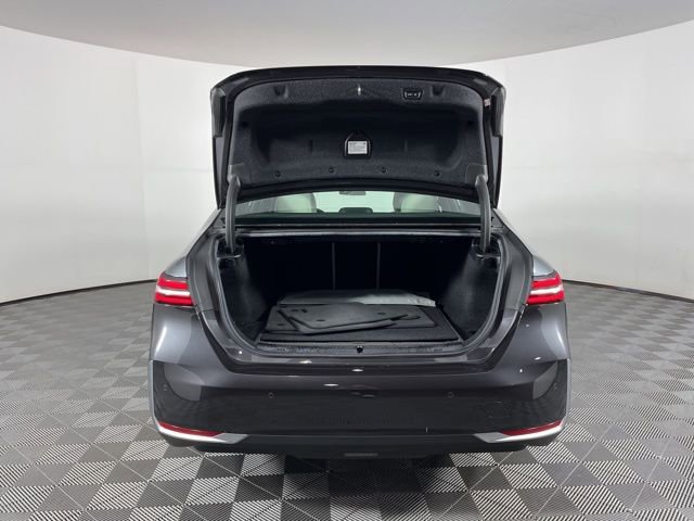 Used 2024 BMW 530i w/ Premium Package image 48