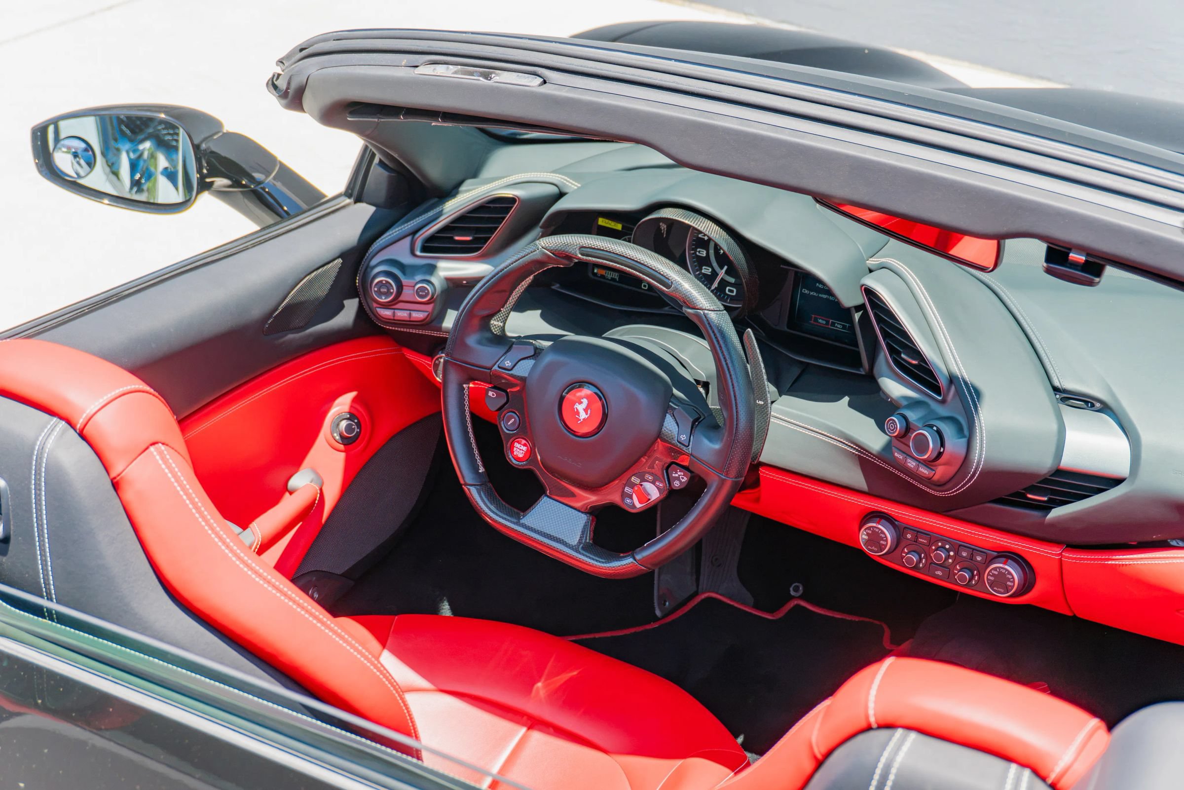 Used 2018 Ferrari 488 Spider RWD image 62
