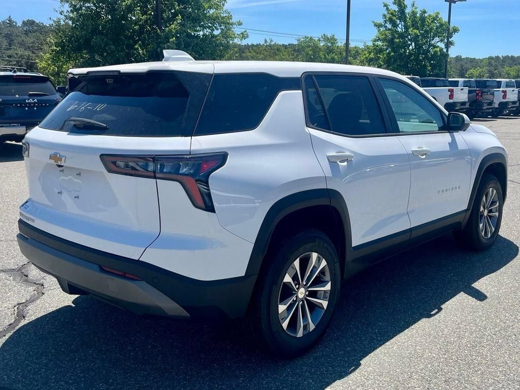 New 2026 Chevrolet Equinox LT w/ Safety and Technology Package AWD/4WD image 6
