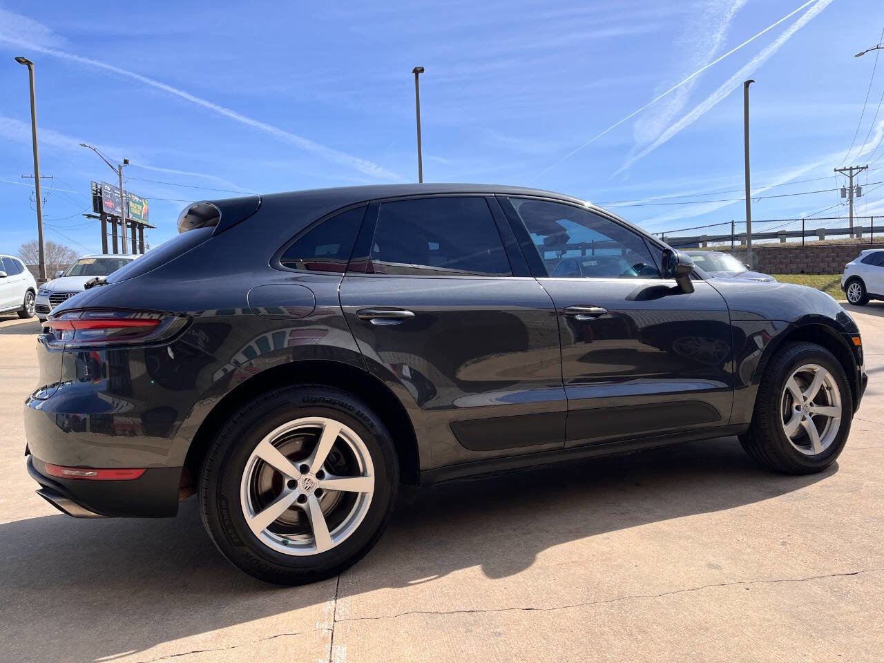 Used 2021 Porsche Macan image 5
