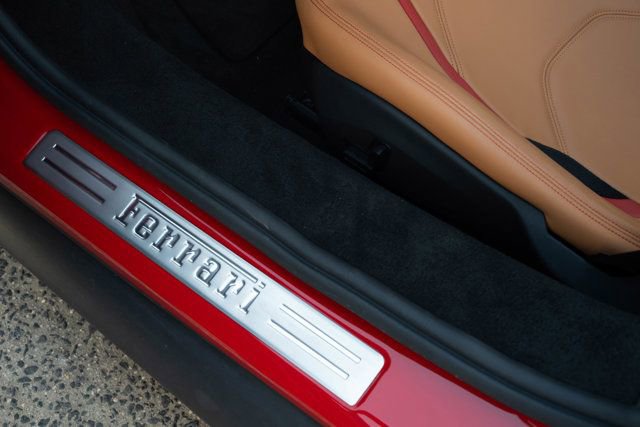 Used 2024 Ferrari 296 GTS image 33