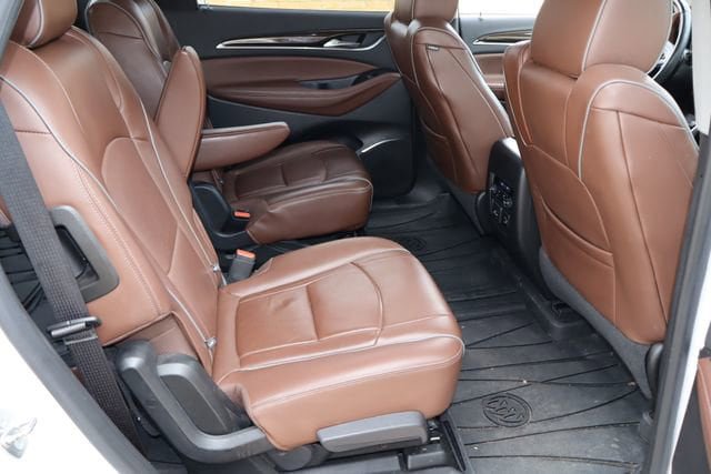 Used 2018 Buick Enclave Avenir w/ Avenir Technology Package FWD image 19