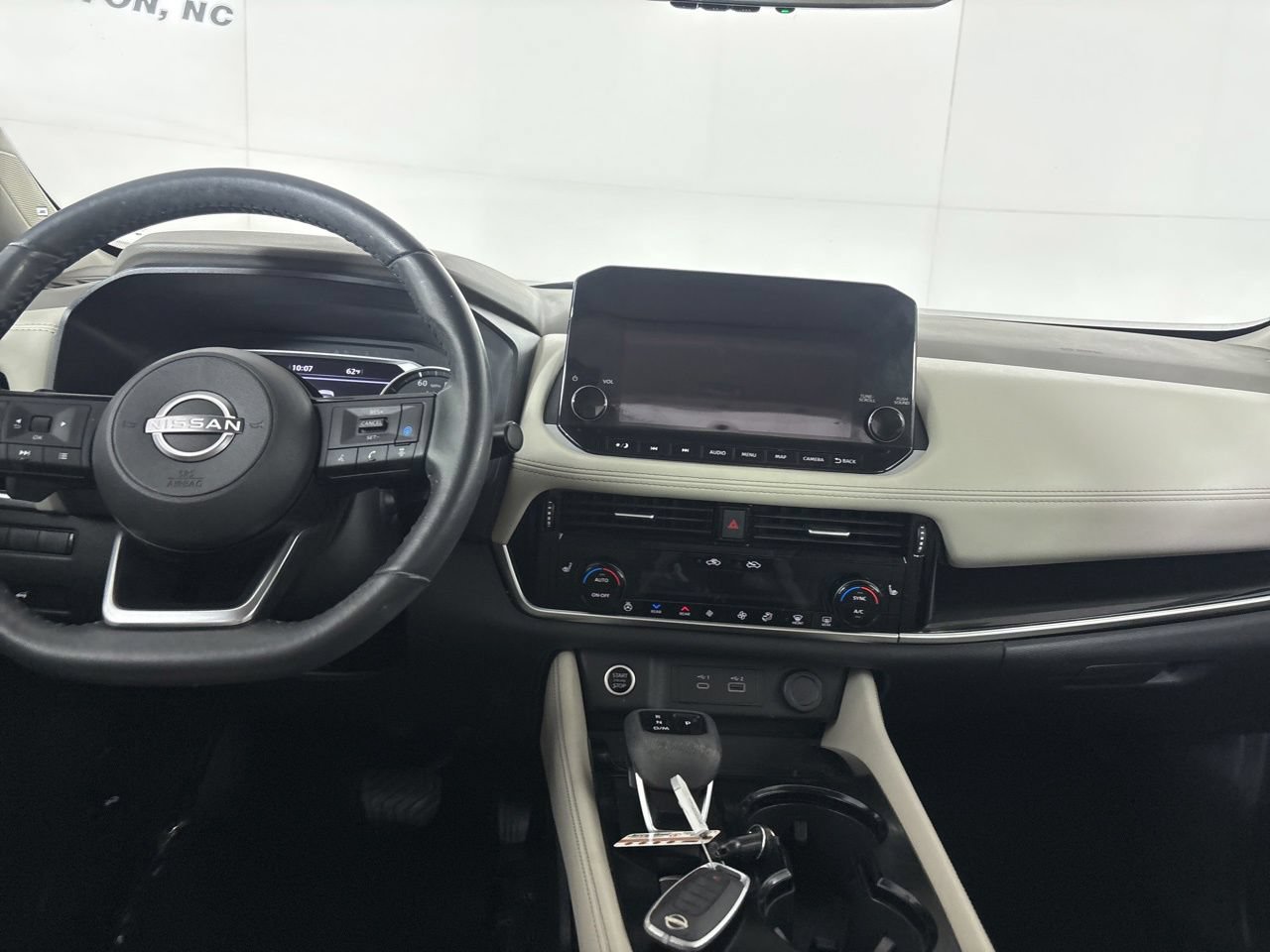 Used 2023 Nissan Rogue SL w/ SL Premium Package AWD/4WD image 25