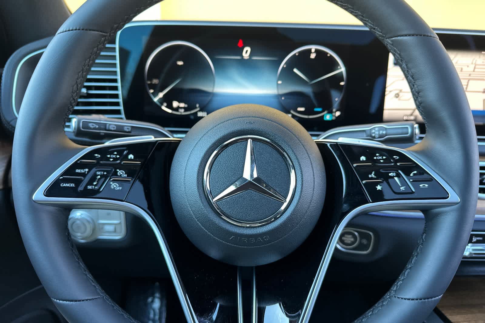 Certified 2026 Mercedes-Benz GLE 350 4MATIC image 23