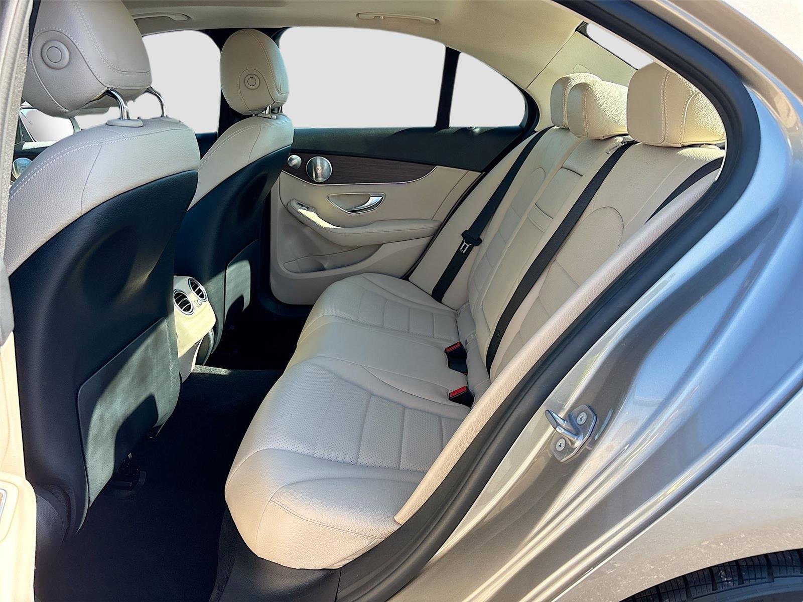 Used 2020 Mercedes-Benz C 300 Sedan image 30