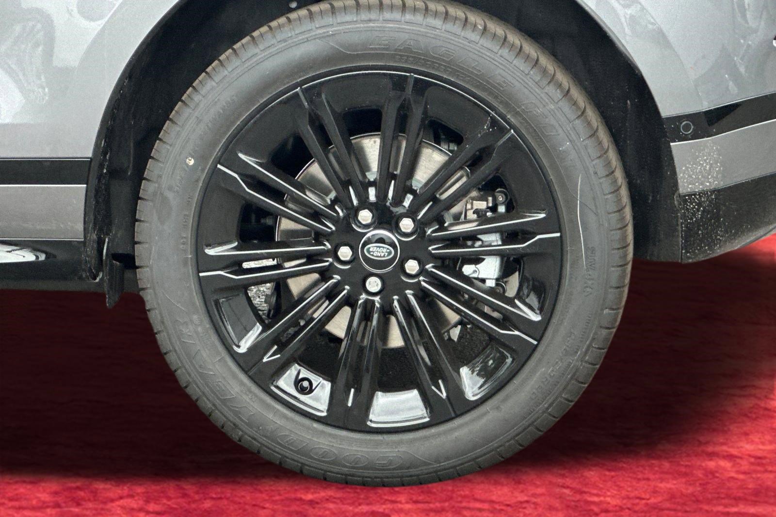 New 2026 Land Rover Range Rover Evoque Dynamic SE AWD/4WD image 11