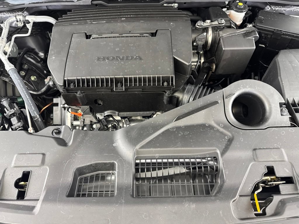 Certified 2026 Honda Pilot Touring image 19
