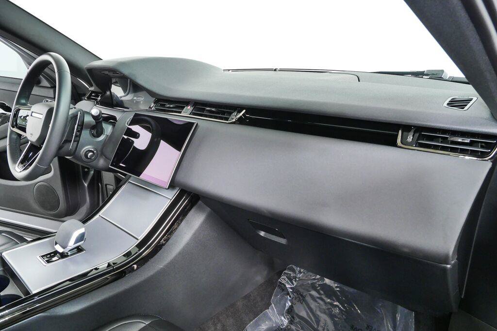 Used 2024 Land Rover Range Rover Evoque S AWD/4WD image 25