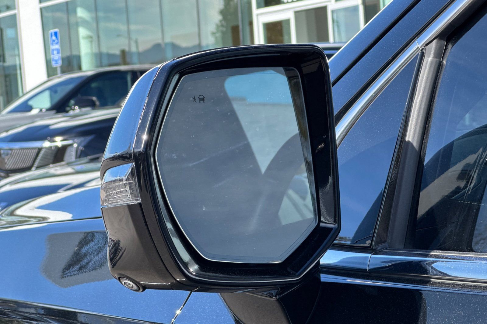 Used 2023 Cadillac Escalade Premium Luxury image 51