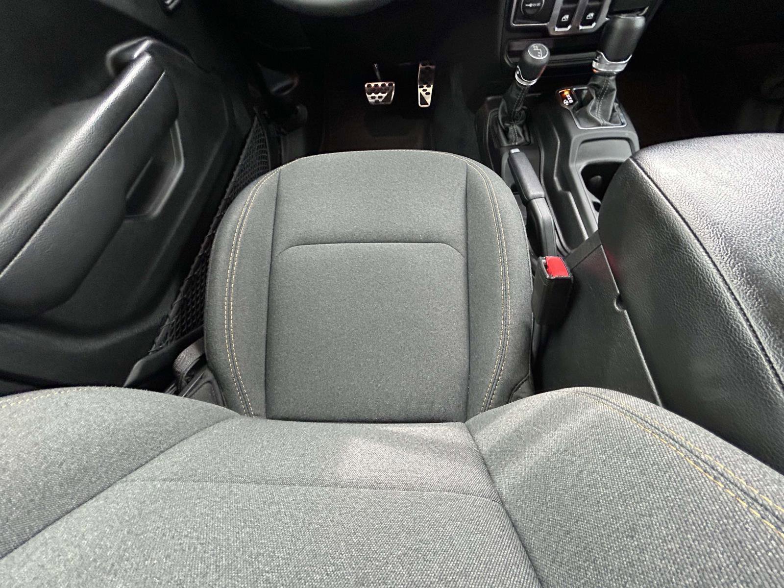 Used 2024 Jeep Wrangler Sport S image 14