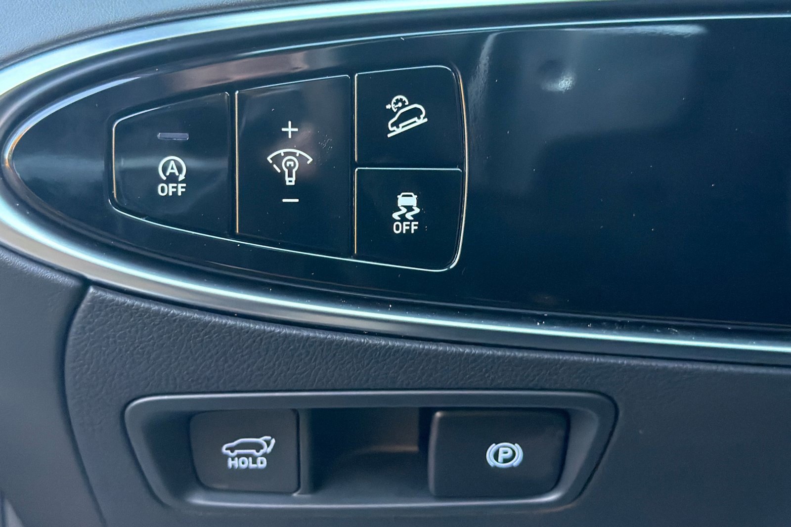 Used 2025 Genesis GV70 2.5T image 39