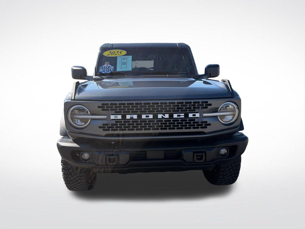 Used 2025 Ford Bronco Badlands AWD/4WD image 2