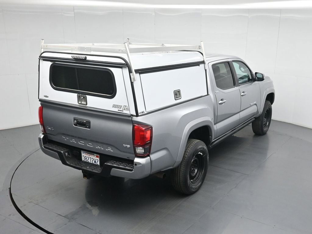 Used 2020 Toyota Tacoma SR5 AWD/4WD image 39