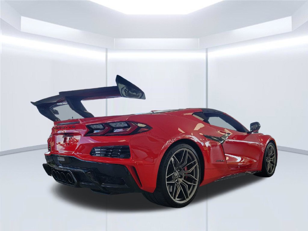 Used 2026 Chevrolet Corvette Z06 w/ Battery Protection Package RWD image 9