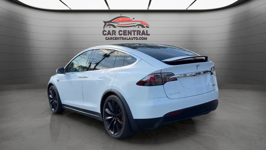 Used 2016 Tesla Model X Performance AWD/4WD image 3