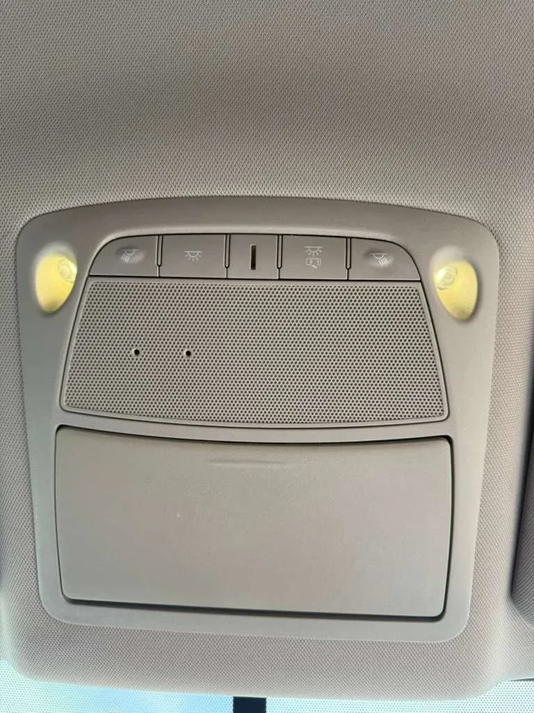 Used 2017 Nissan Rogue S FWD image 31