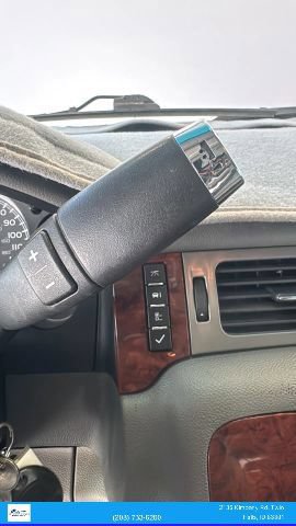 Used 2014 Chevrolet Suburban LTZ AWD/4WD image 22