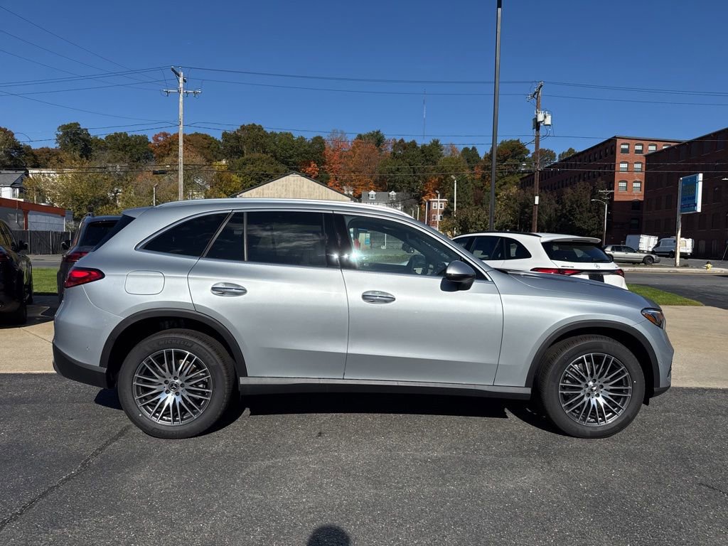 New 2026 Mercedes-Benz GLC 300 4MATIC image 10