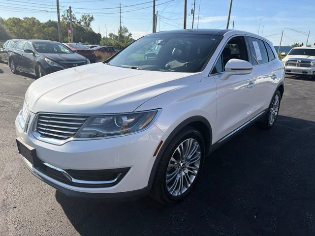 Used 2018 Lincoln MKX Reserve w/ Lincoln MKX Climate Package AWD/4WD image 3