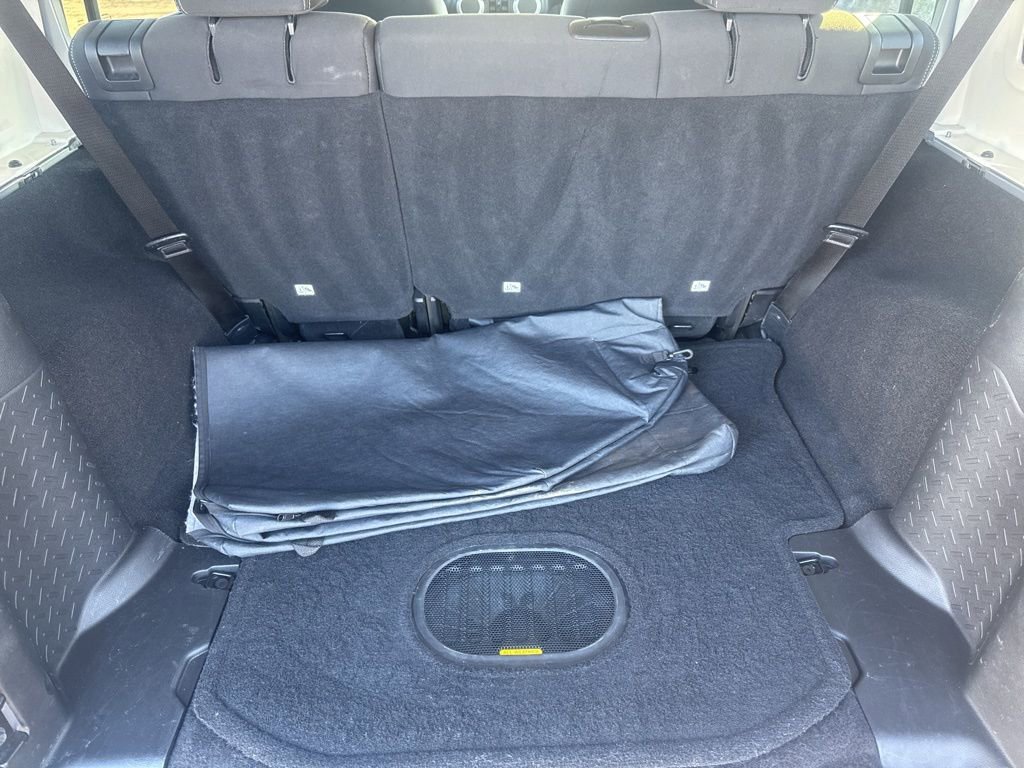 Used 2016 Jeep Wrangler Unlimited Sahara image 42