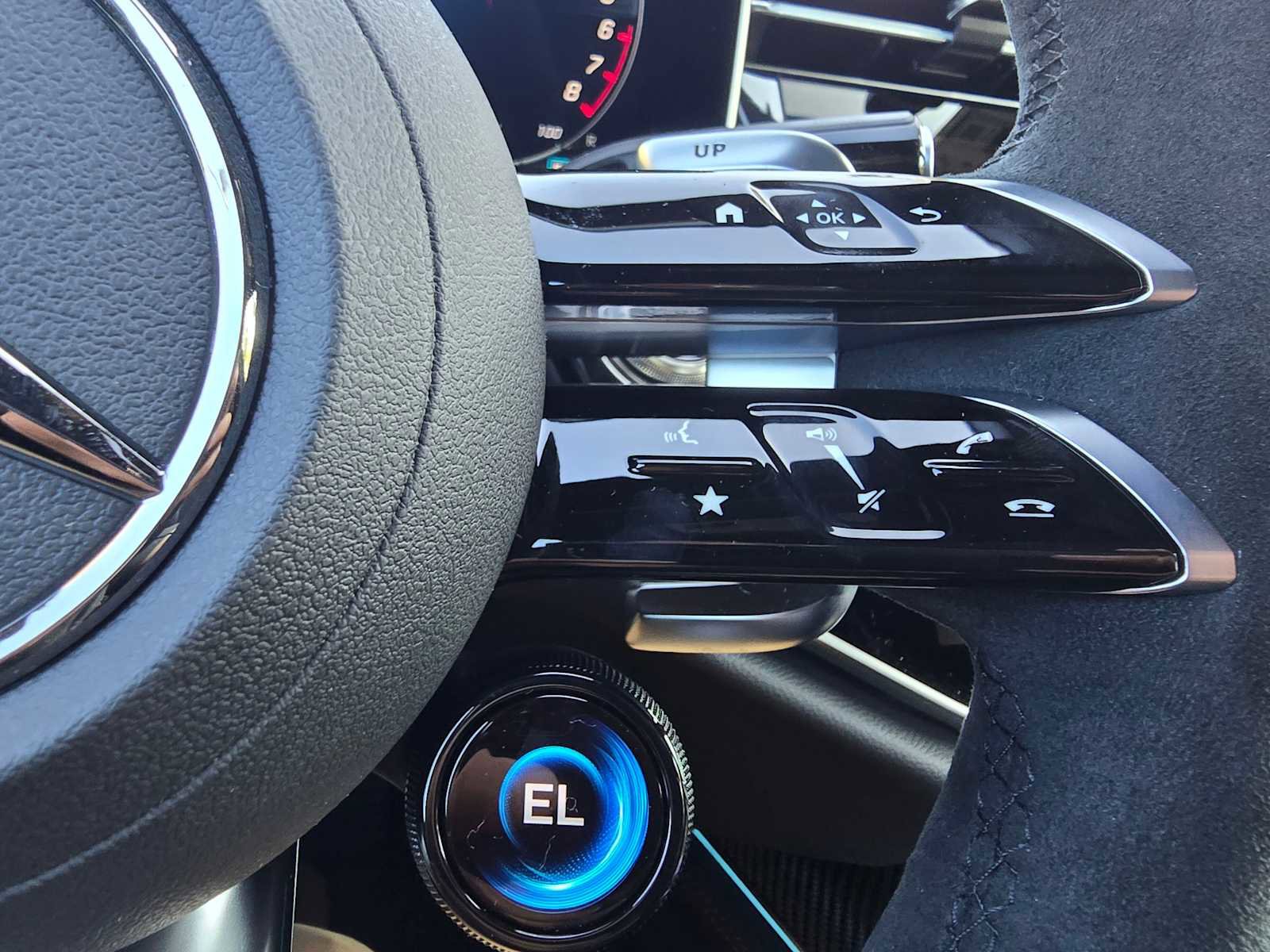 New 2026 Mercedes-Benz E 53 AMG e 4MATIC Sedan image 31