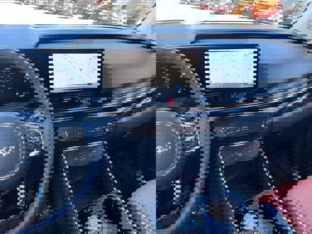 New 2026 Kia Carnival SX Prestige image 13