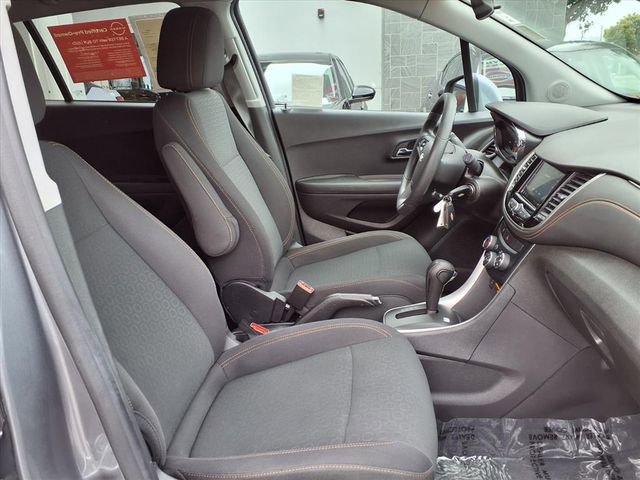 Used 2020 Chevrolet Trax LS w/ Tint and Cruise Package image 24
