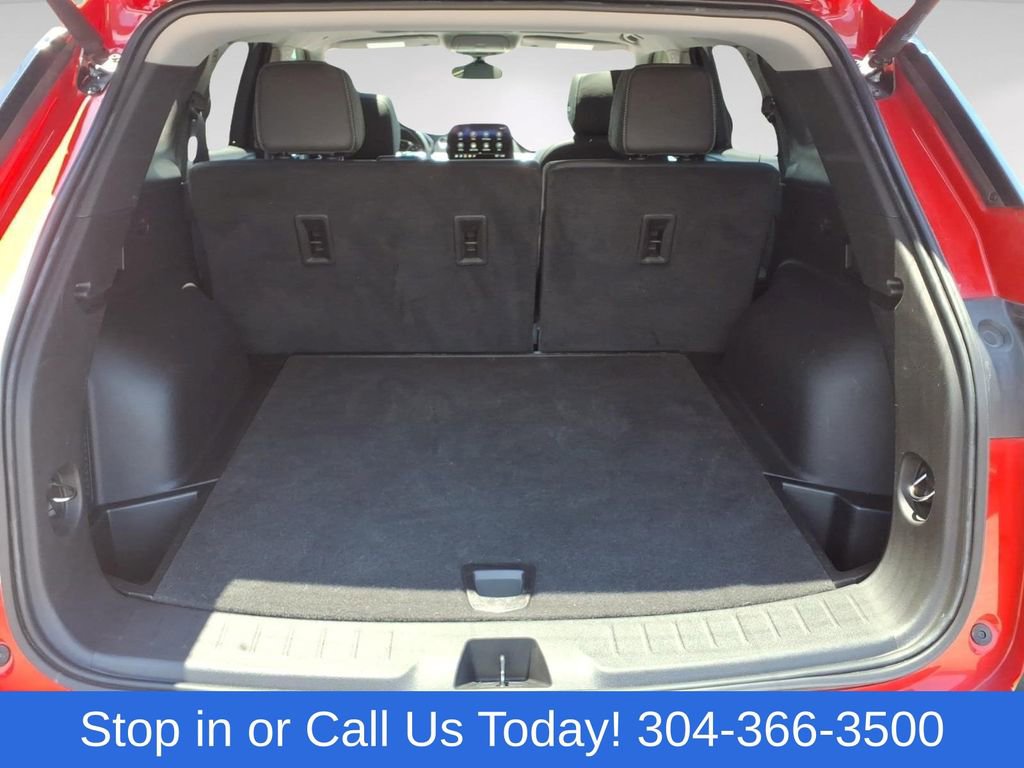 Used 2023 Chevrolet Blazer LT AWD/4WD image 14