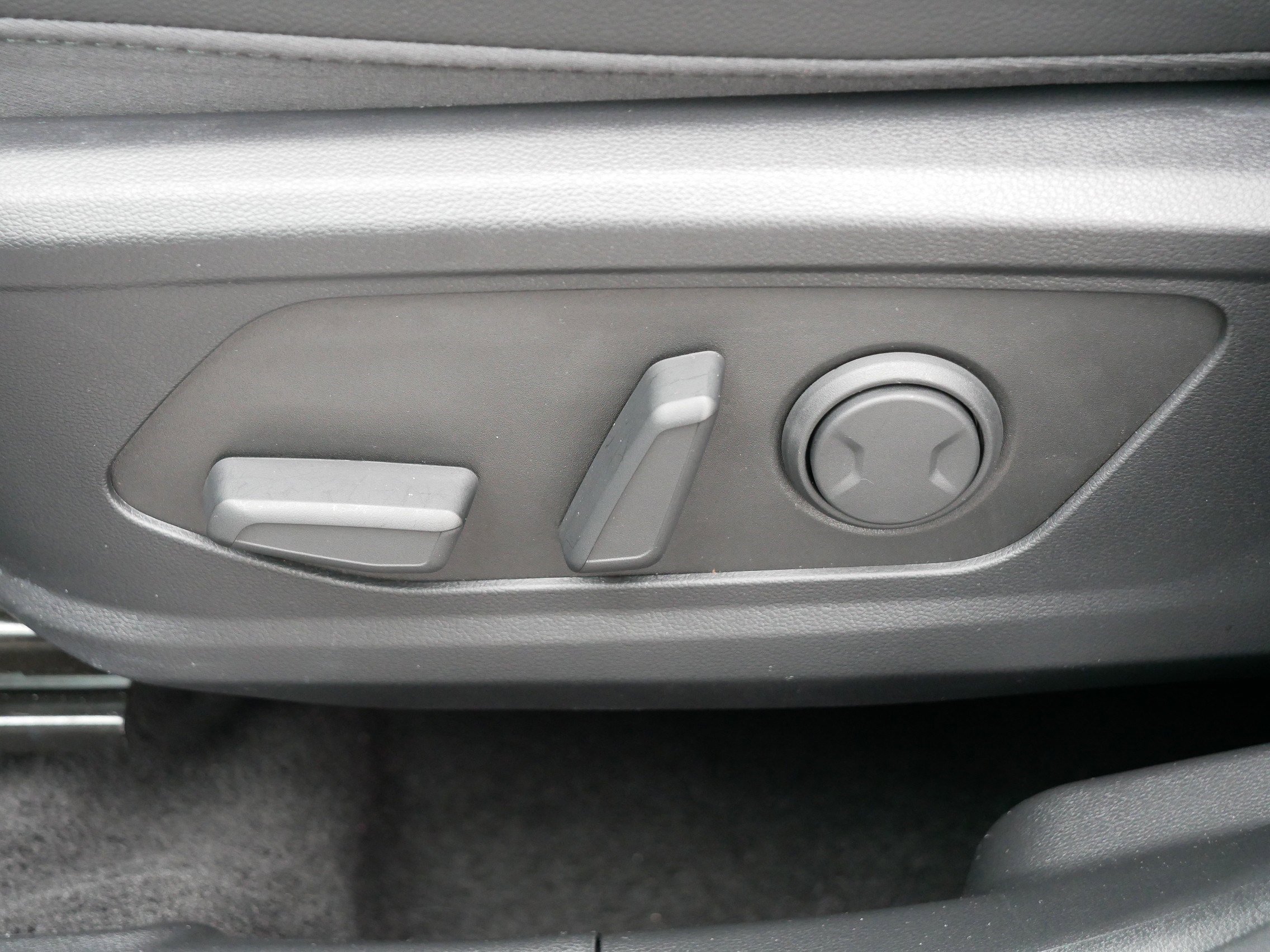 Certified 2025 Hyundai Santa Cruz SEL image 20