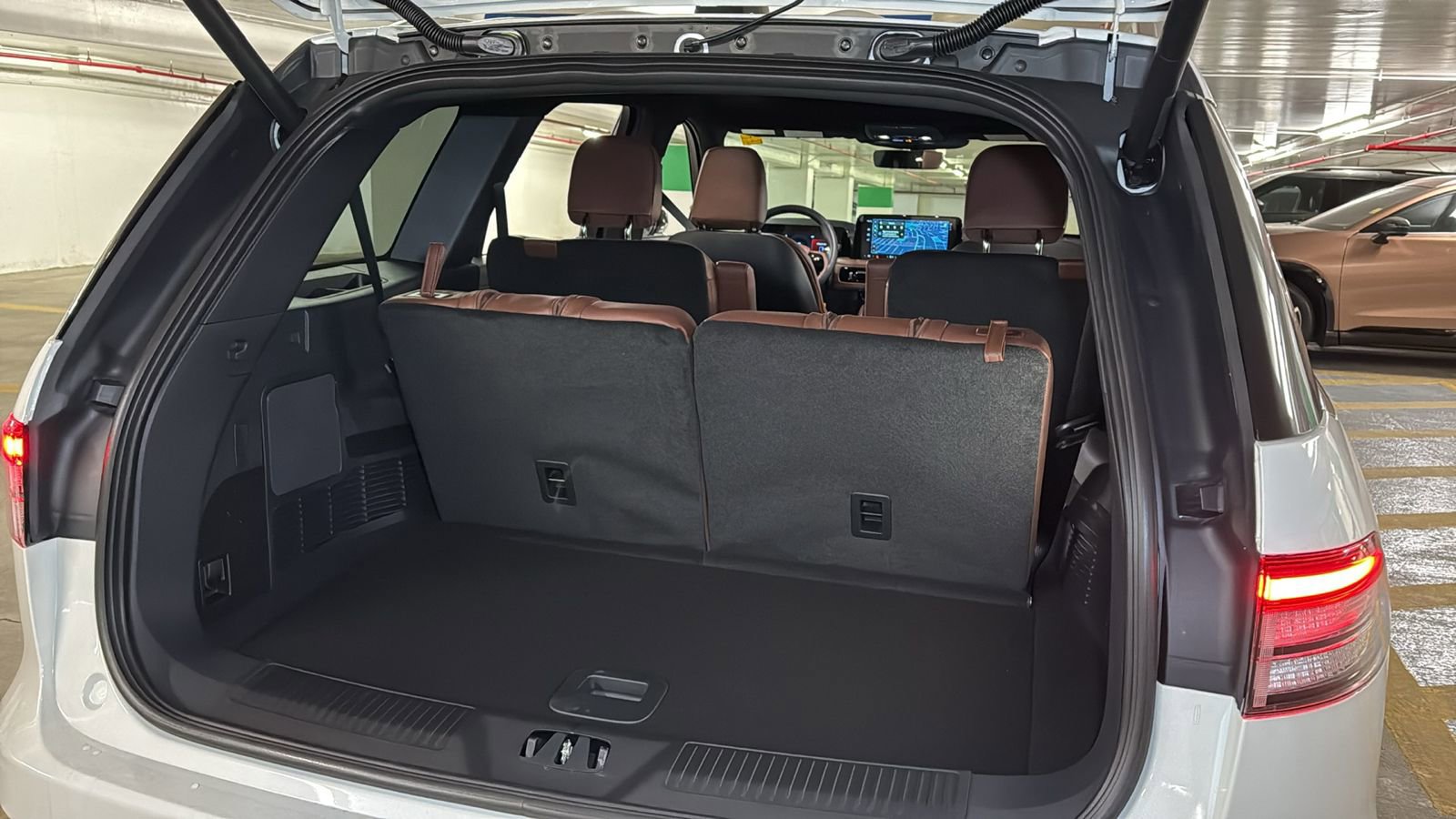 New 2026 Lincoln Aviator Reserve AWD/4WD image 14