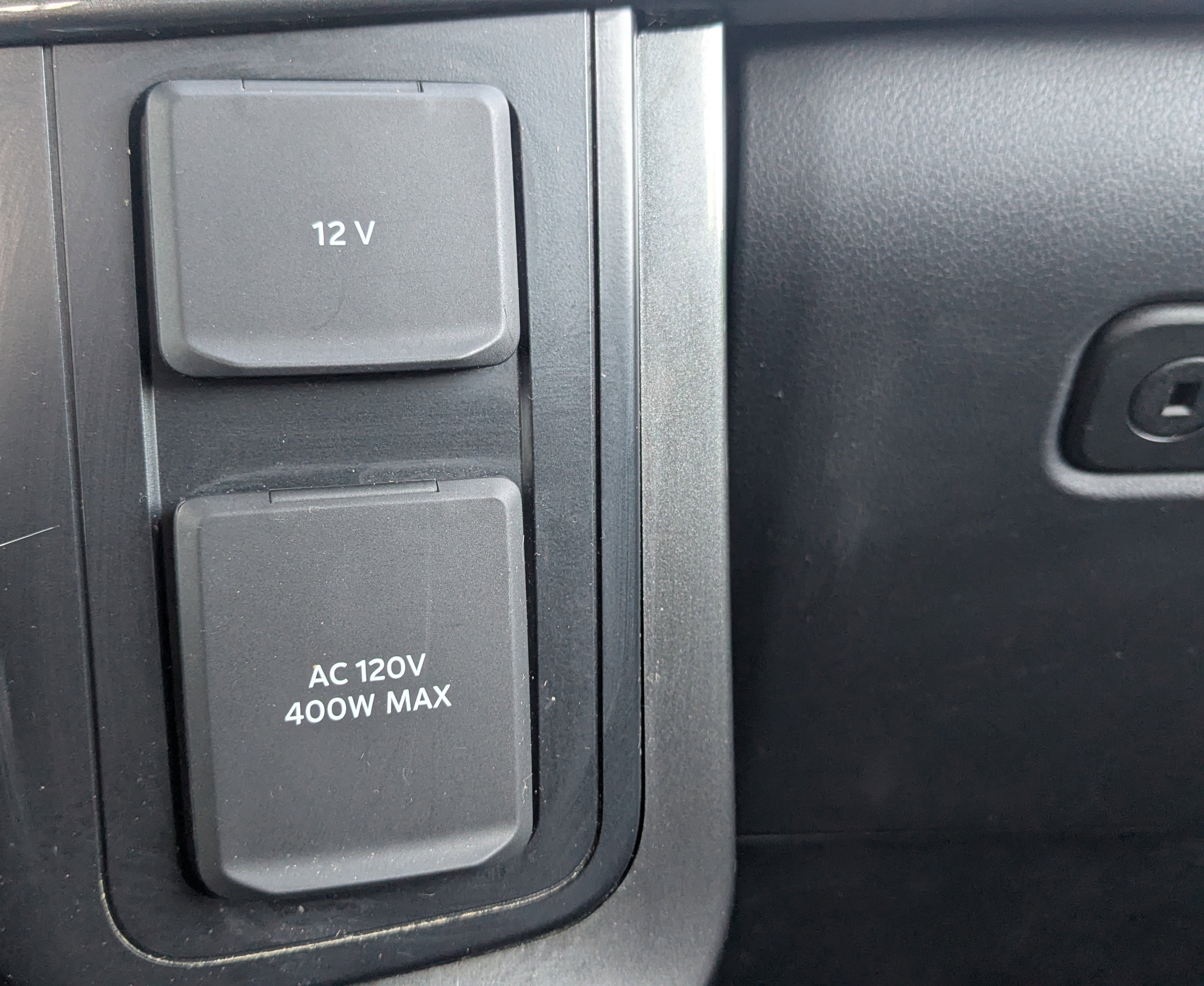 Used 2023 Ford F150 XLT w/ Equipment Group 302A High image 31