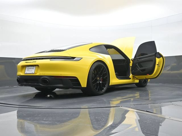 Used 2024 Porsche 911 Carrera GTS RWD image 22
