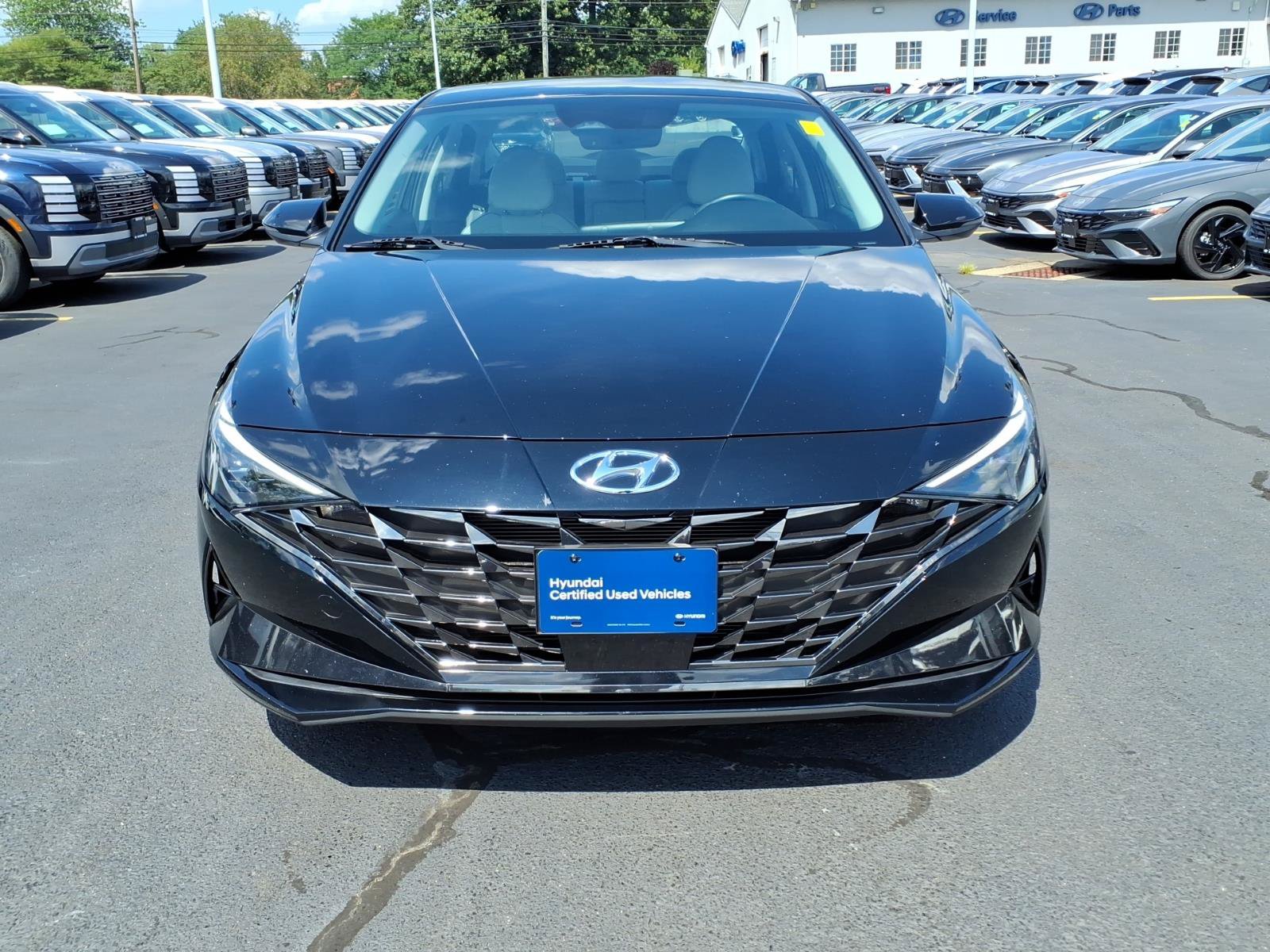 Certified 2023 Hyundai Elantra Limited w/ Cargo Package FWD image 2