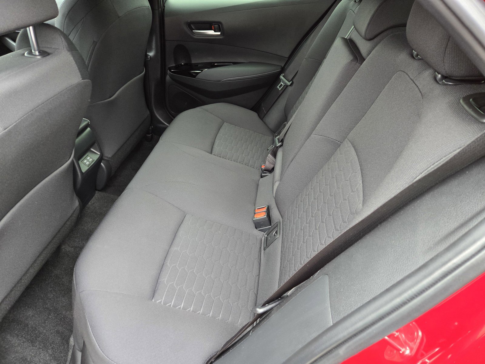 Used 2023 Toyota Corolla SE image 11