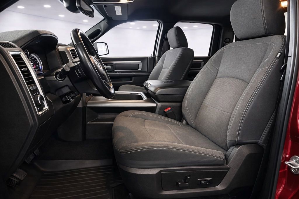 Used 2021 RAM 1500 Classic Warlock AWD/4WD image 14