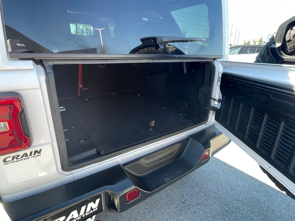 Used 2021 Jeep Wrangler Unlimited Rubicon w/ LED Lighting Group AWD/4WD image 26