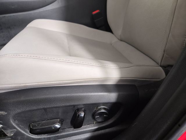 Used 2020 Lexus UX 250h w/ Premium Package image 29