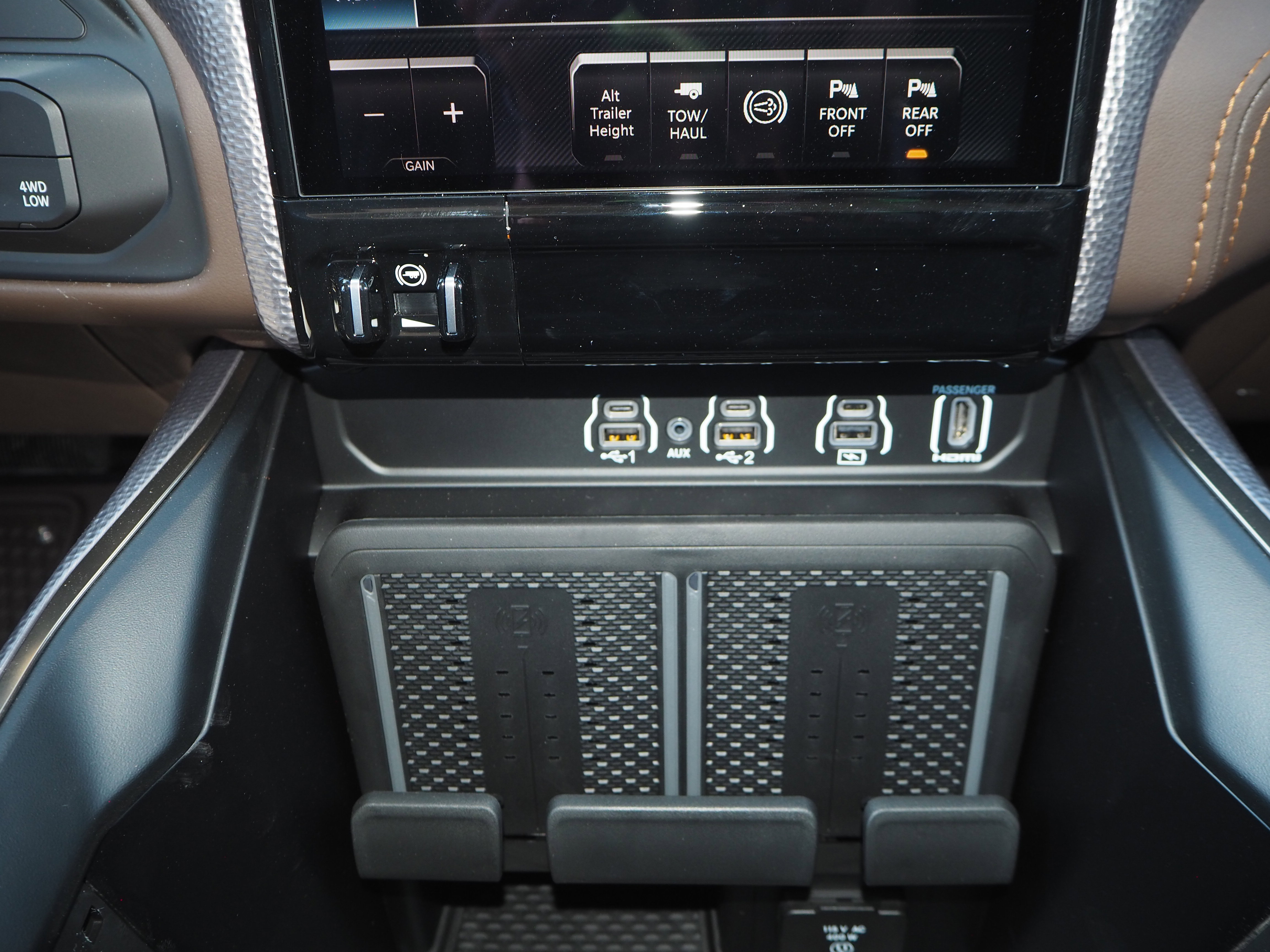 New 2025 RAM 3500 Longhorn image 27