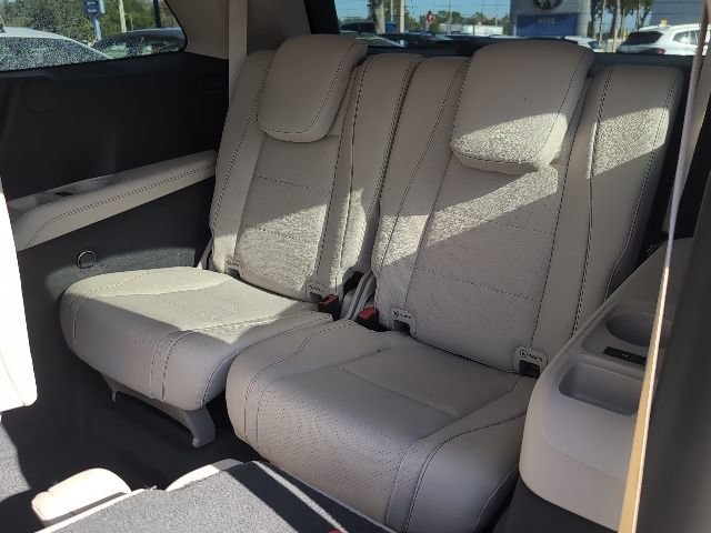 Used 2020 Mercedes-Benz GLS 450 4MATIC w/ Convenience Package image 25