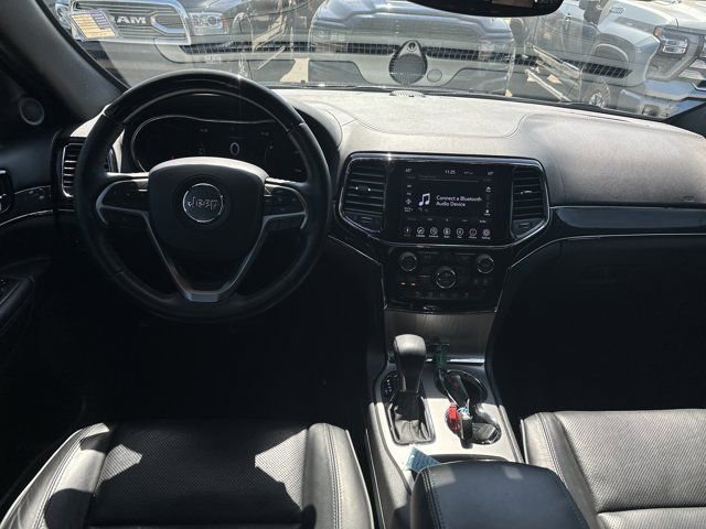 Used 2020 Jeep Grand Cherokee Overland RWD image 26