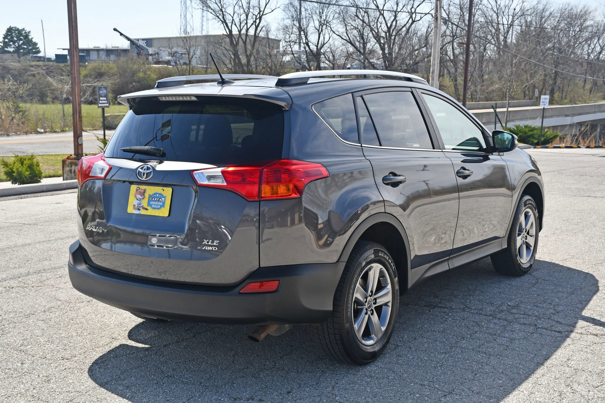 Used 2015 Toyota RAV4 XLE image 8