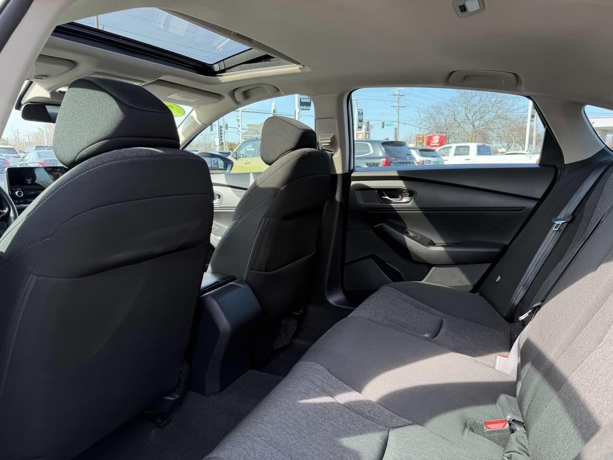Used 2023 Honda Accord EX image 15