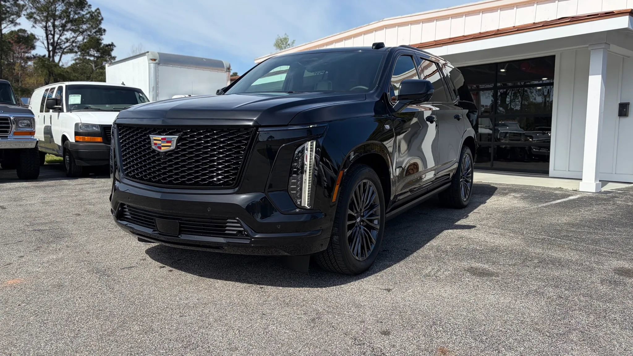 Used 2025 Cadillac Escalade Sport Platinum image 4