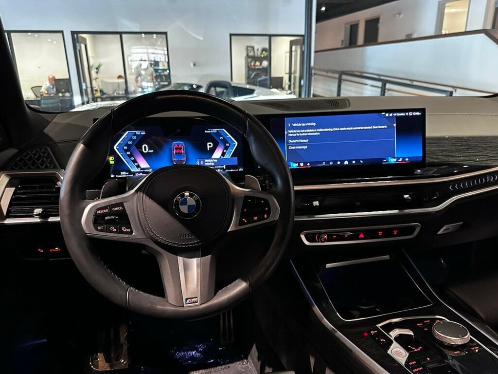 Used 2024 BMW X5 xDrive40i w/ M Sport Package AWD/4WD image 12