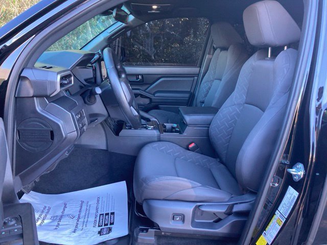 Certified 2026 Toyota Tacoma SR w/ SR Upgrade Package AWD/4WD image 14
