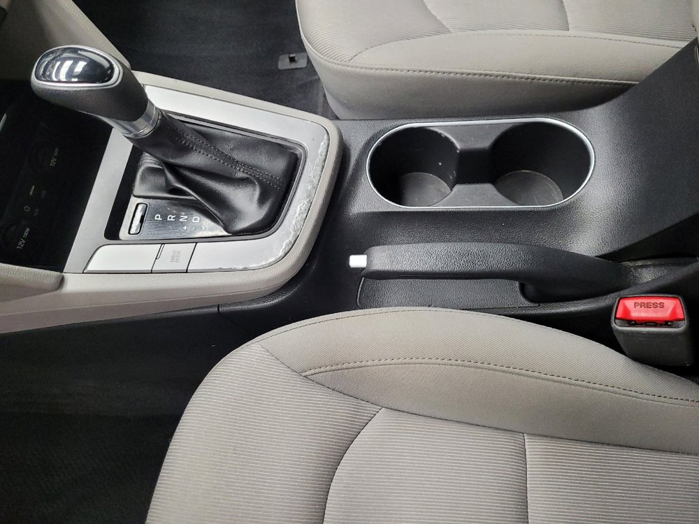 Used 2018 Hyundai Elantra SEL w/ Cargo Package FWD image 26